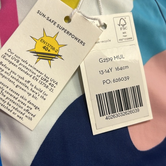 NWT Boden Long SleeveSwim Rash Guard. Sz 13-14 years 164 cm. D23 - Picture 5 of 6